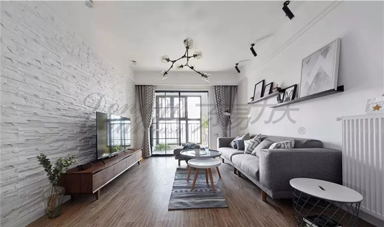 東易力天裝飾引領(lǐng)2018吊頂新風(fēng)尚，如此裝，更潮美