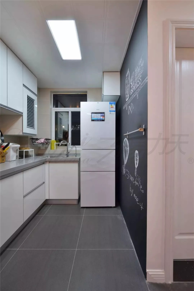 鄭州別墅裝修玩轉黑板墻，涂鴉、文藝兩相宜