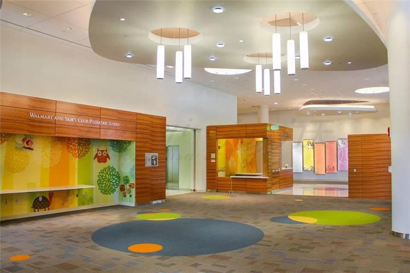 鄭州裝飾公司分享一組充滿活力的美國醫院，裝修設計超贊